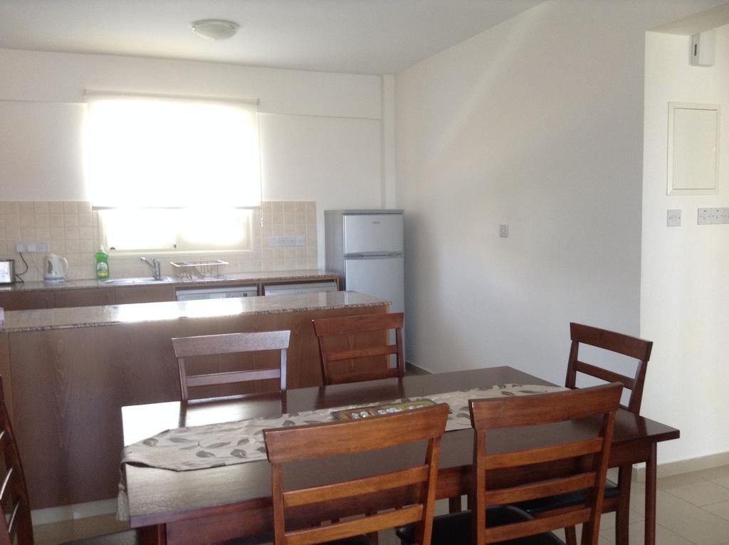 Adriana Holiday Resort Пафос Екстериор снимка