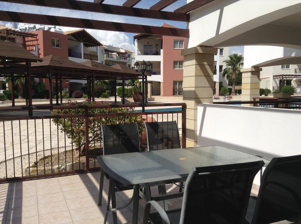 Adriana Holiday Resort Пафос Стая снимка