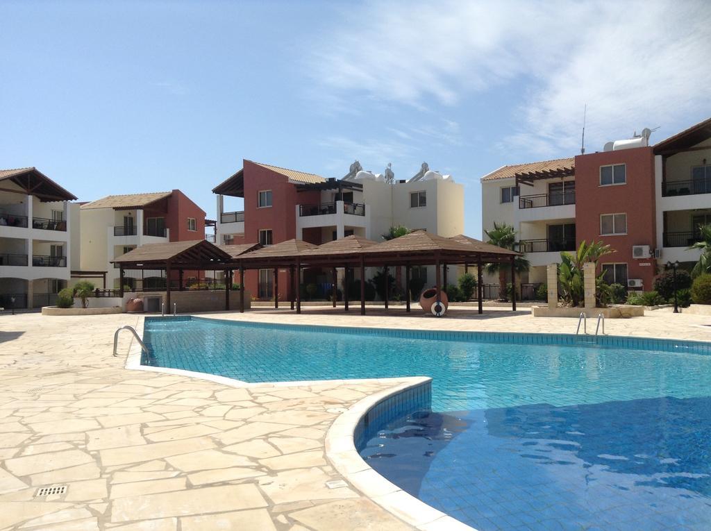 Adriana Holiday Resort Пафос Екстериор снимка