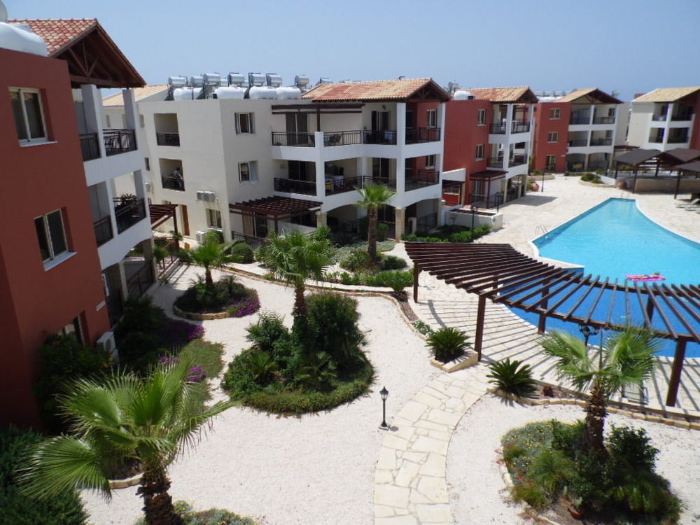 Adriana Holiday Resort Пафос Екстериор снимка