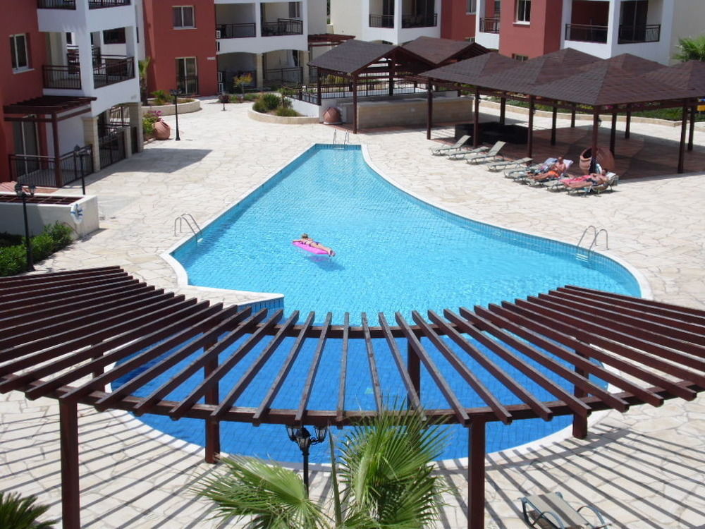 Adriana Holiday Resort Пафос Екстериор снимка