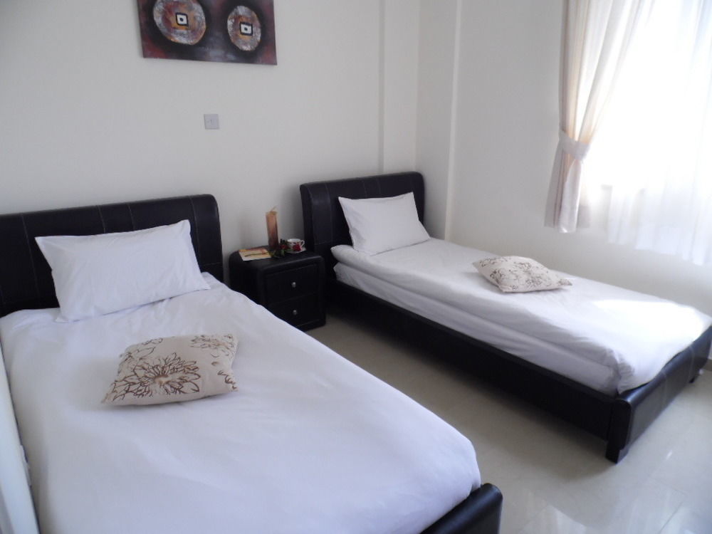 Adriana Holiday Resort Пафос Екстериор снимка