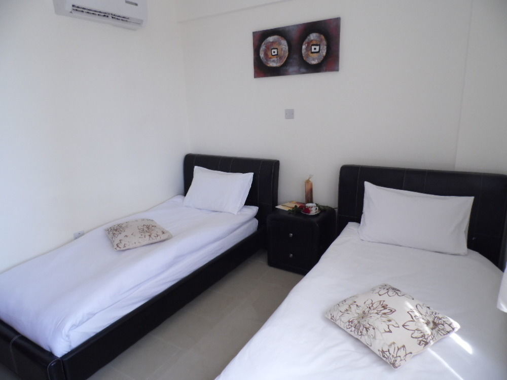 Adriana Holiday Resort Пафос Екстериор снимка